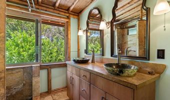 630 E Kuiaha Rd, Haiku, HI 96708