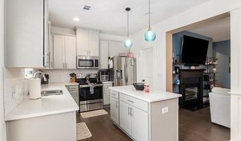 215 Auburn Landing Pl, Auburn, GA 30011