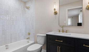 222 CARAVEL Dr, Bear, DE 19701
