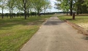 450 Addor Rd, Aberdeen, NC 28315