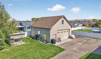 784 Dell Rd, Chubbuck, ID 83202