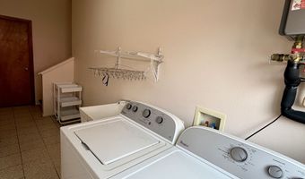 25-66 HANA St, Hilo, HI 96720
