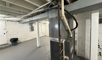 219 N 12th St, Atchison, KS 66002