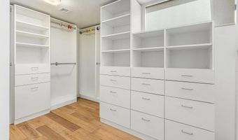 165 Pine Ave, Carlsbad, CA 92008