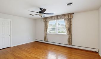 90 GREENVIEW Dr, Dover, DE 19901