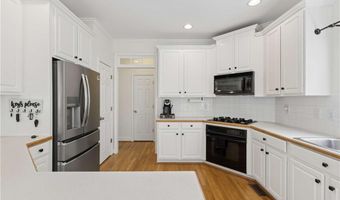 5486 Hedge Brooke Pointe Cv NW, Acworth, GA 30101