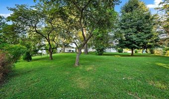 1757 Engle Dr, Arnold, MO 63010