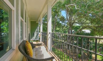 316 Leonhard Ave, Bay St. Louis, MS 39520