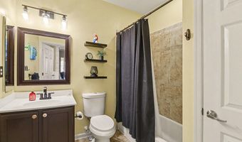 812 LONG Dr 812-A, Aberdeen, MD 21001