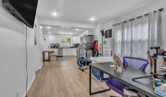 76 W 25th St, Bayonne, NJ 07002