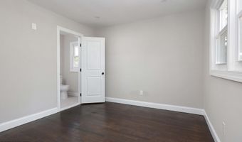 400 Surf Ave, Beachwood, NJ 08722