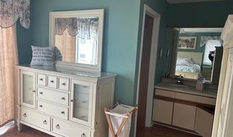304 78th St, Avalon, NJ 08202