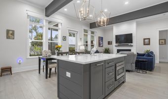 329 Saint George St, Bay St. Louis, MS 39520
