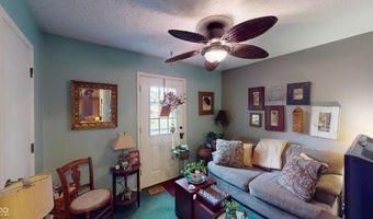 391 S Baldwin St, Bargersville, IN 46106