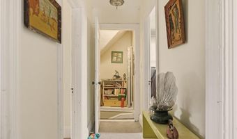 51 Warner St, Newport, RI 02840
