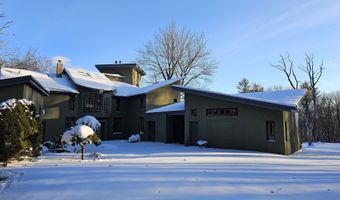 27 Ridge Rd, Canton, CT 06019