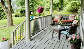 489 Hoyt St, Darien, CT 06820