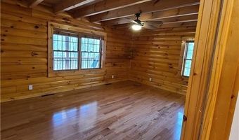 917 Tarkiln Rd, Burrillville, RI 02830