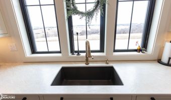23249 Maple Rdg, Adel, IA 50003
