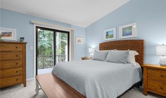 84 Cardinal Dr, North Kingstown, RI 02852