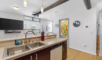 343 Platinum St SW B, Albuquerque, NM 87102