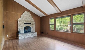 321 Dunham Dr, Anoka, MN 55303