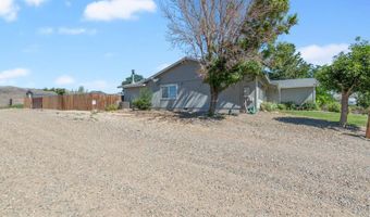 561 Yellow Jacket Rd, Dayton, NV 89403