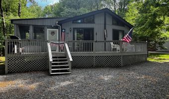 33 Eliot Ln, Albrightsville, PA 18210