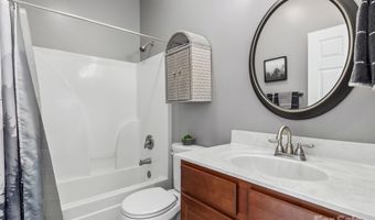 29 Enchanted Oak Ln, Alexander, NC 28701