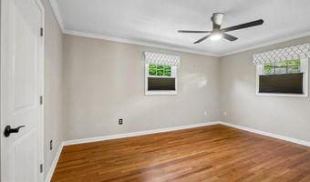 3831 N VERNON St N, Arlington, VA 22207
