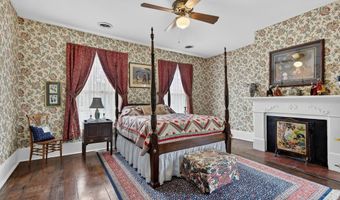 116 E Main St, Abingdon, VA 24210