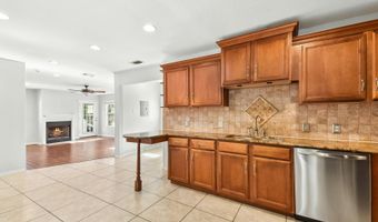 265 E OAKVIEW Pl, Alamo Heights, TX 78209