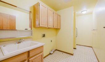 216 Dysart Cir, Lamoille, NV 89828