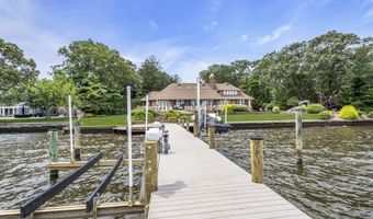 99 Holly Ln, Bayville, NJ 08721