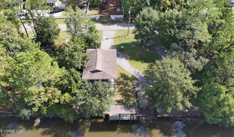 5037 Oklahoma St, Bay St. Louis, MS 39520