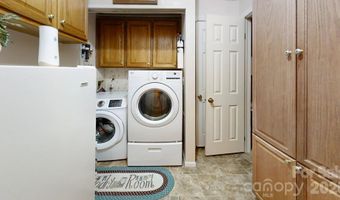 2172 Little Mountain Rd, Alexis, NC 28006