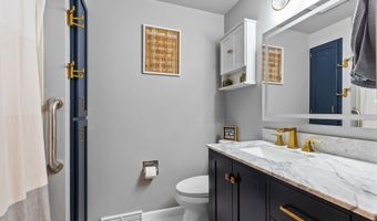 707 S JOSEPH St, Appleton, WI 54915
