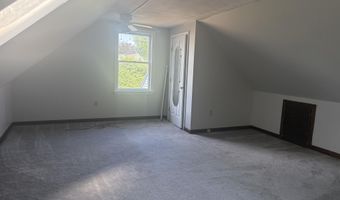 3 Orchard Hills Pkwy, Bangor, ME 04401