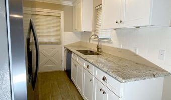 10741 Carmel Dr, Baton Rouge, LA 70818