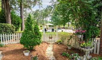 1200 River Pointe Dr, Albany, GA 31701