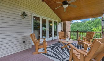 101 Paula Dr, Aliquippa, PA 15001