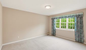 815 Centerville Trl, Aurora, OH 44202