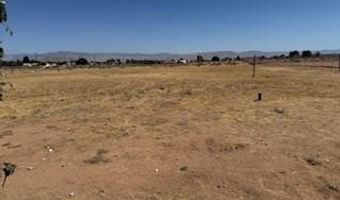 16766 Walpi, Apple Valley, CA 92307