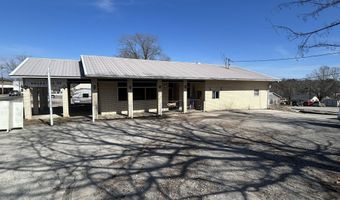 304 S Market St, Alton, MO 65606