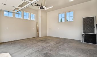 65299 85th St, Bend, OR 97703