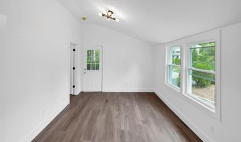 383 Navesink Ave, Atlantic Highlands, NJ 07716
