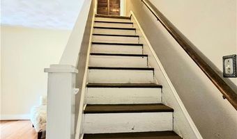 61 Abbotts Crossing Rd, Coventry, RI 02816