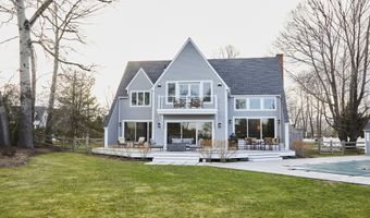 54 Cromwell Pl, Old Saybrook, CT 06475