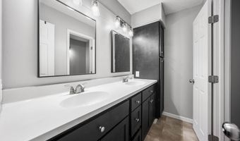702 Kamak Dr, Beebe, AR 72012