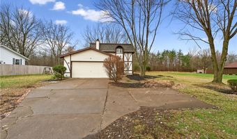 578 N Main St, Amherst, OH 44001